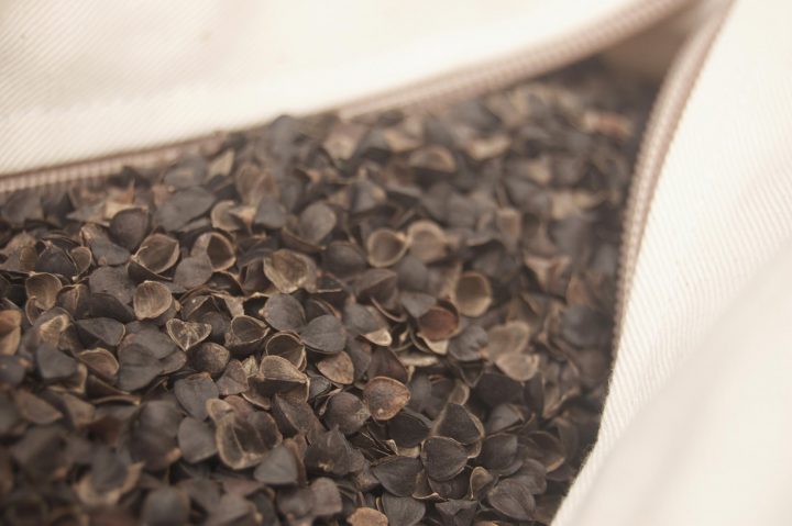 Hulls in buckwheat pillow